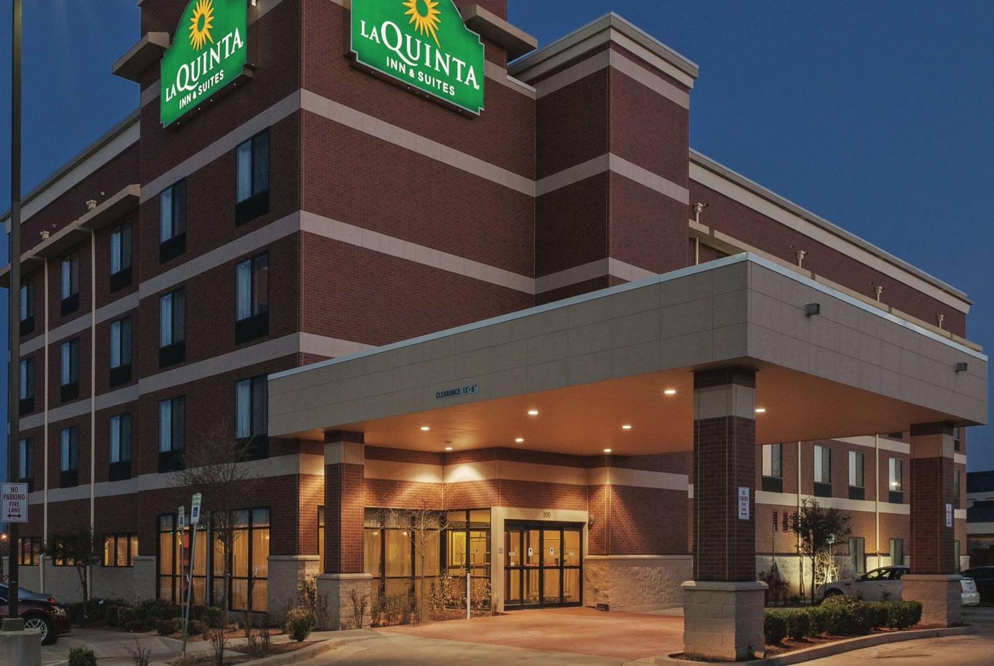 Hotel La Quinta By Wyndham Edmond Zewnętrze zdjęcie